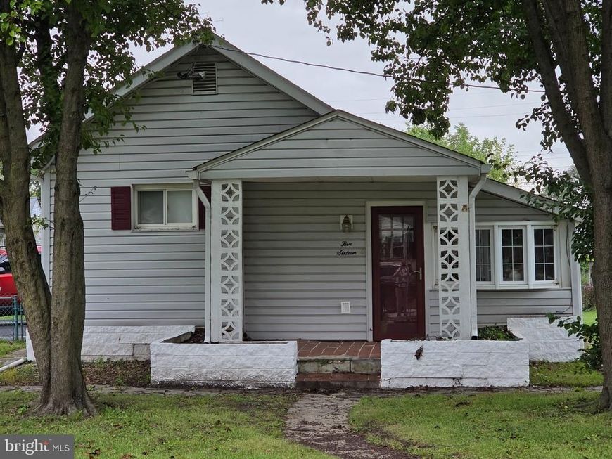 516 Oakwood Road , Glen Burnie, MD 21061 Main Photo