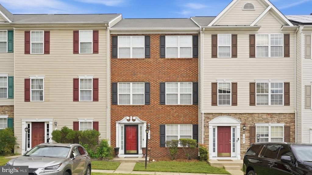 106 Sand Dollar Cv, Stafford, VA 22554 Main Photo