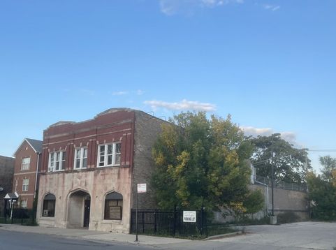 Main Photo