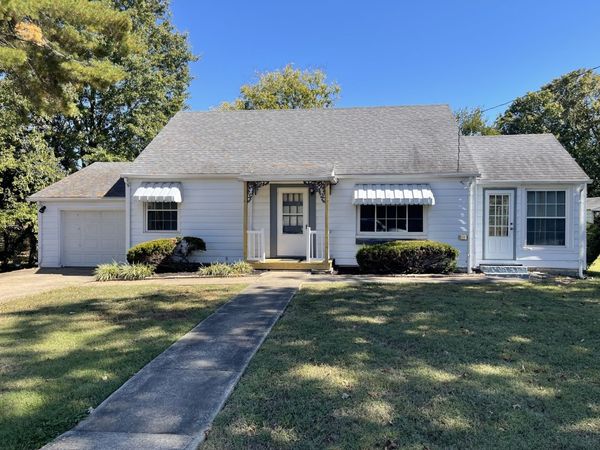 506 N 6th Street , Vienna, IL 62995
