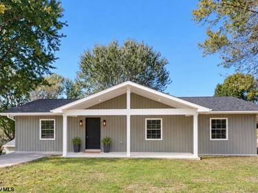1317 Lincoln Way, Fairmont, WV 26554