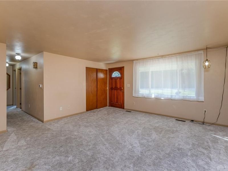 15 Windmere Drive, Troy, OH 45373 Photo 18