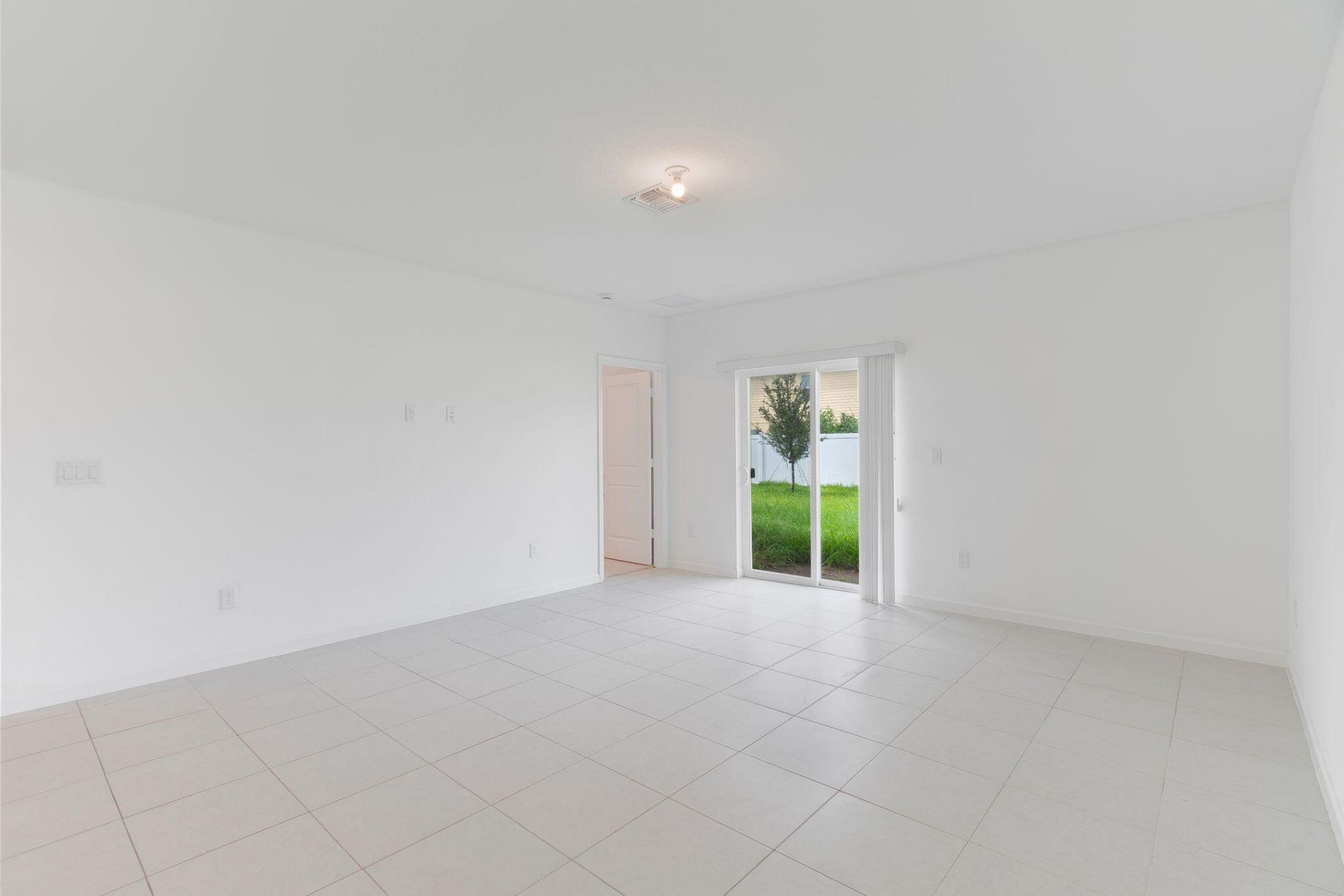 731 Carlyle Way, Fort Pierce, FL 34947 Photo