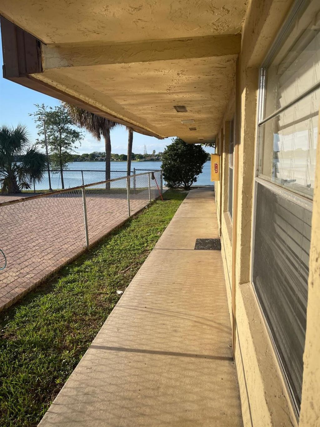 416 Lakeside Drive, Unit 128, Margate, FL 33063 Photo