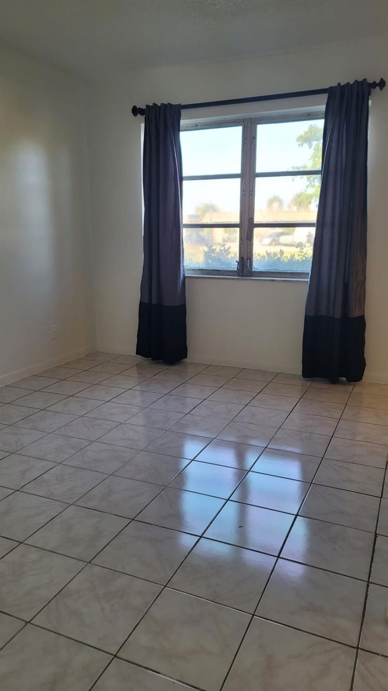 416 Lakeside Drive, Unit 128, Margate, FL 33063 Photo