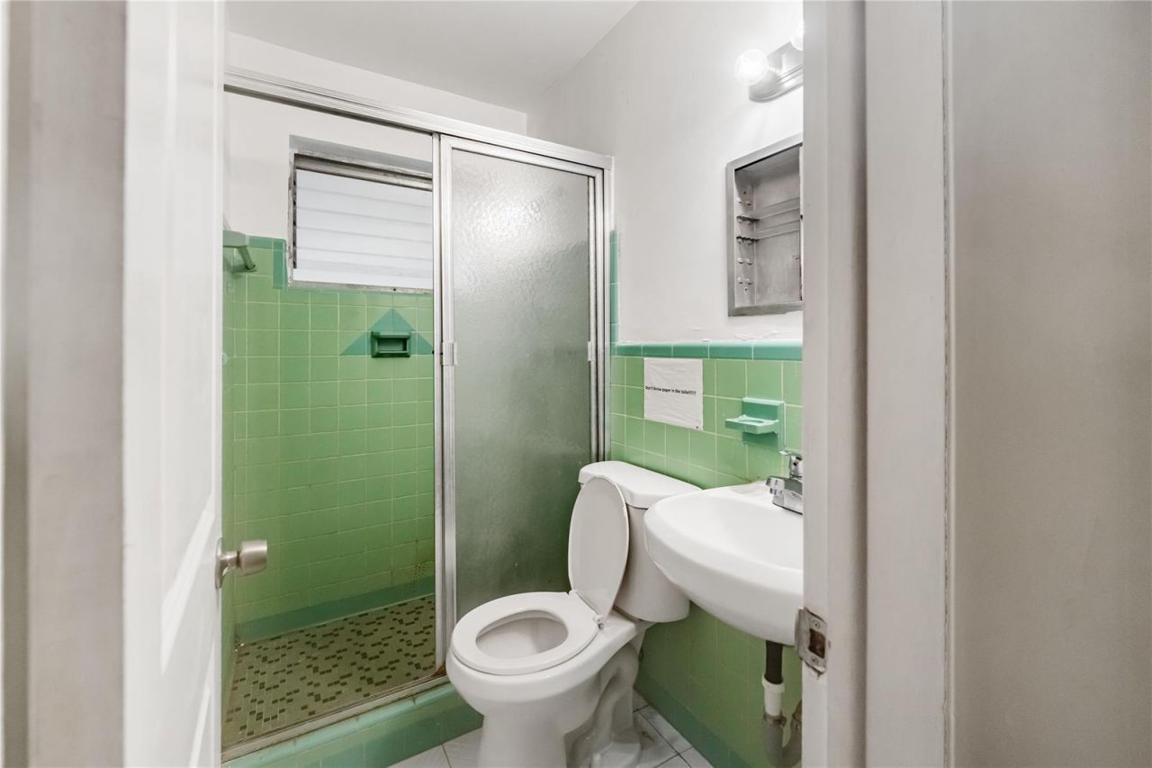 14145 NE 16th Court, North Miami, FL 33181 Photo