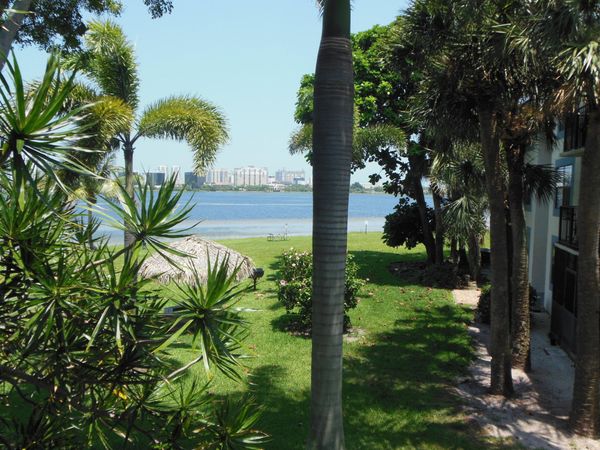 728 EXECUTIVE CENTER Drive, Unit 27, West Palm Beach, FL 33401