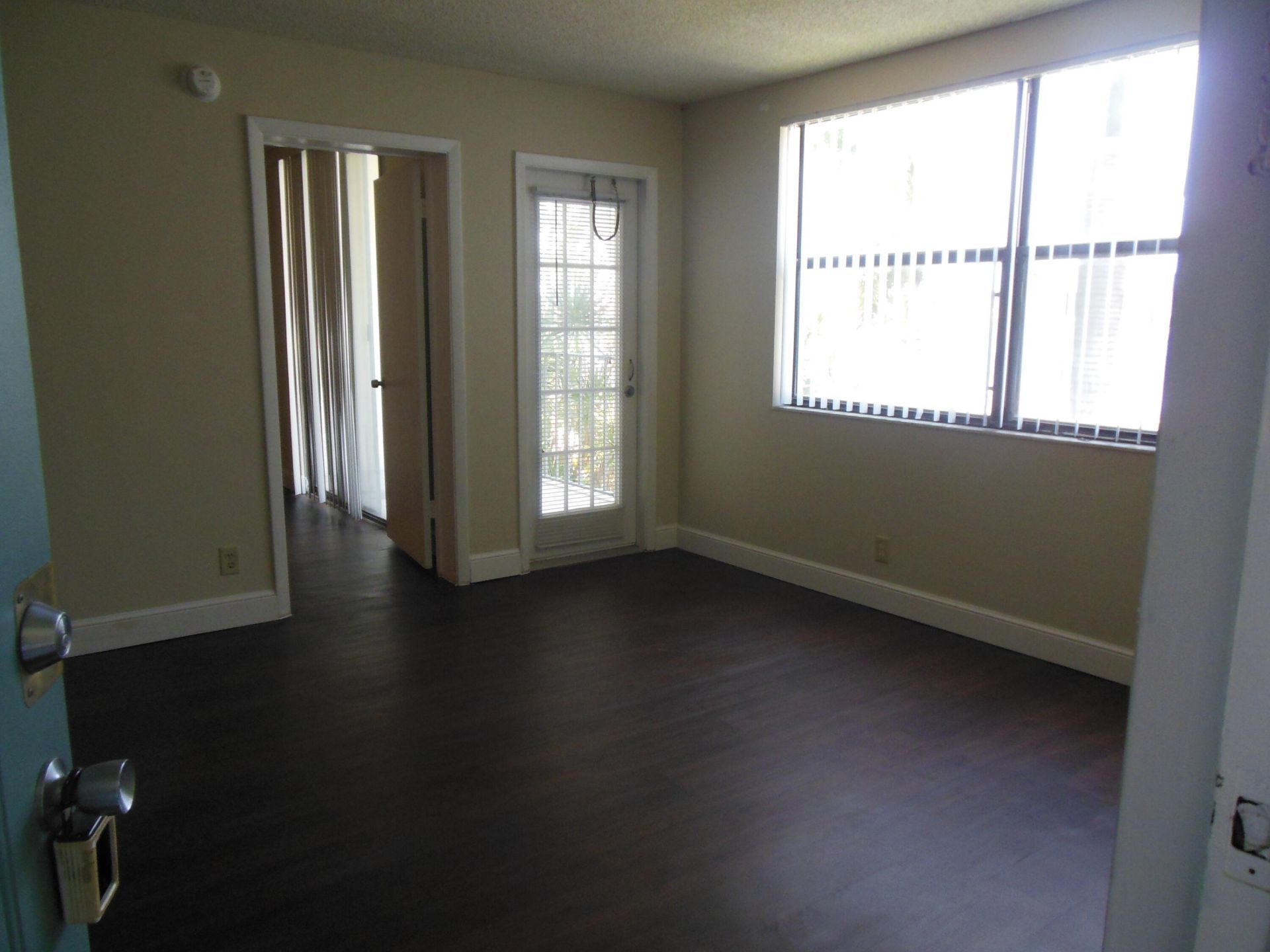 728 Executive Center Drive, Unit 27, West Palm Beach, FL 33401 Photo
