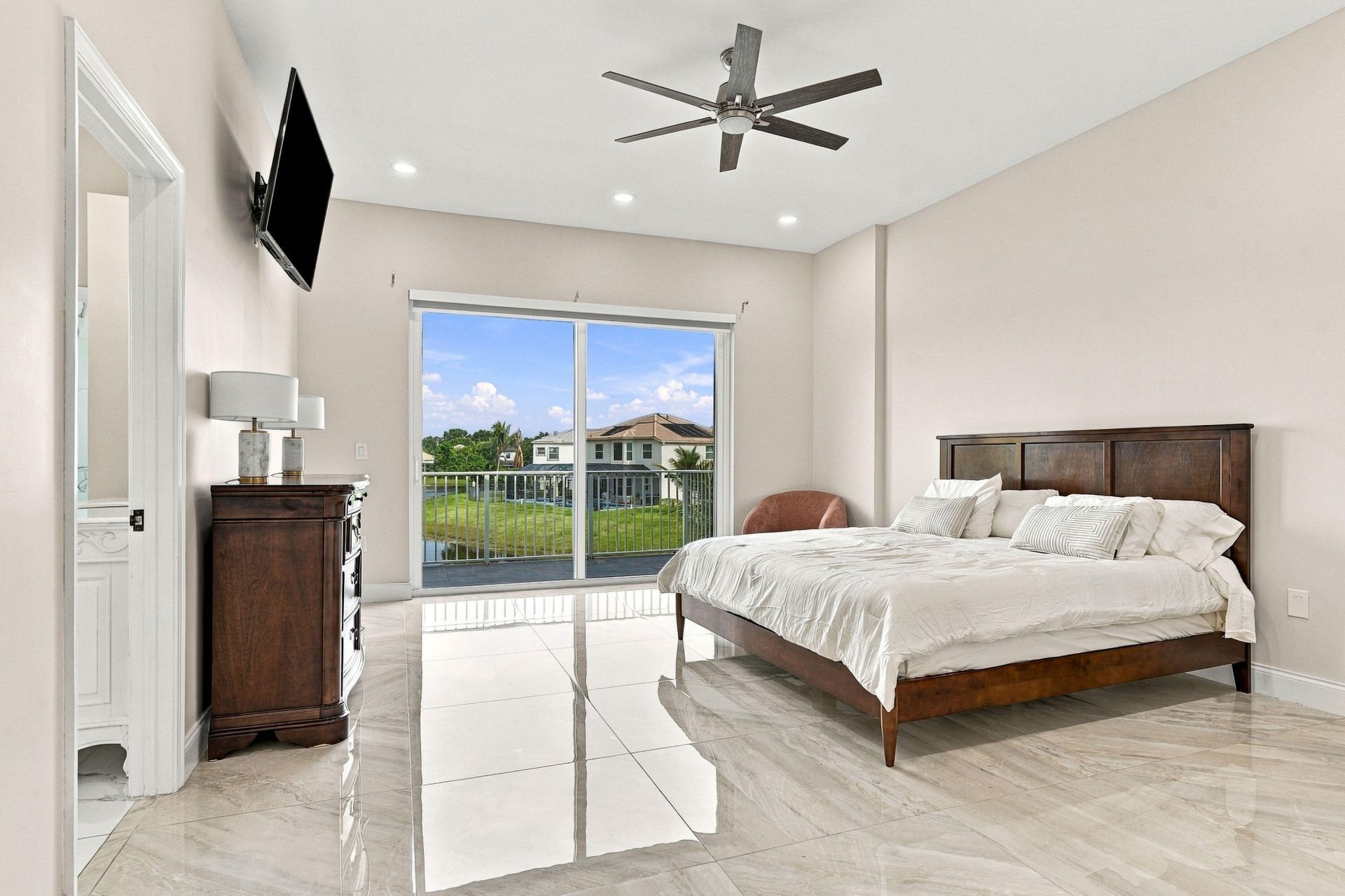 2755 Misty Oaks Circle, Royal Palm Beach, FL 33411 Photo