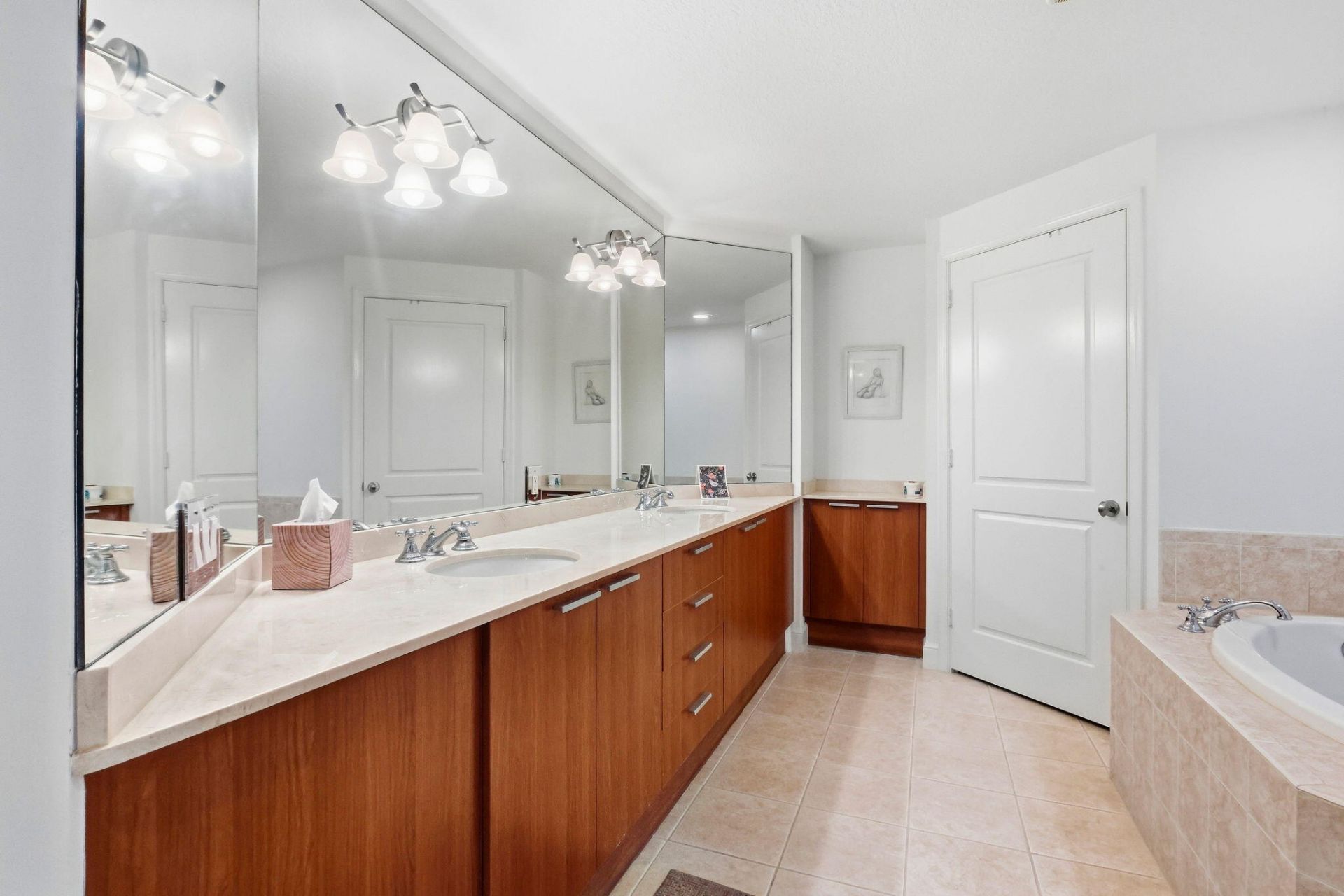 309 E Ocean Avenue, Unit 202, Lantana, FL 33462 Photo