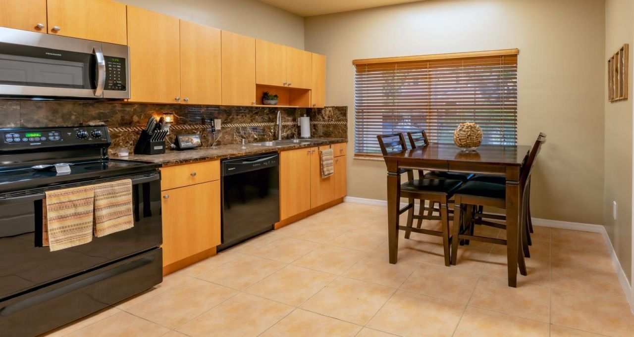 8422 NW 140th Terrace, Unit 3603, Miami Lakes, FL 33016 Photo