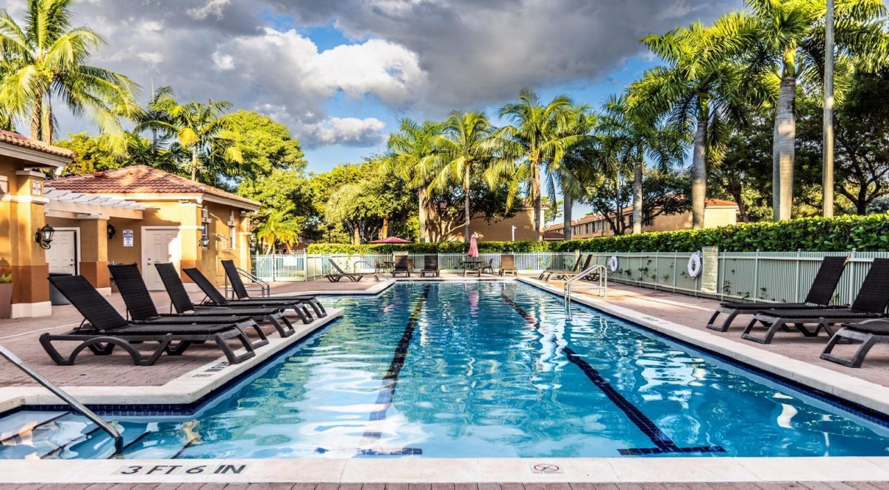 8422 NW 140th Terrace, Unit 3603, Miami Lakes, FL 33016 Photo