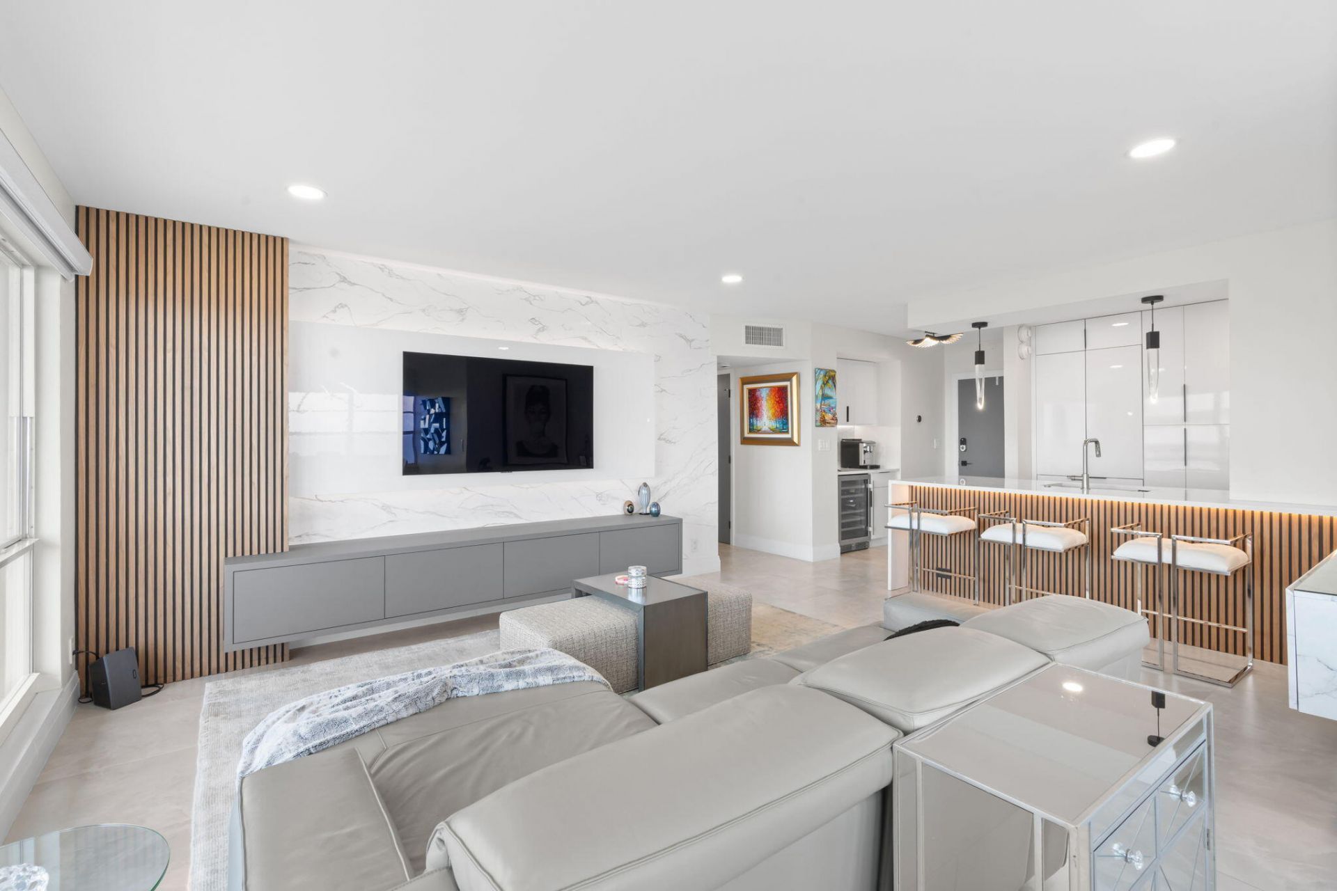 133 N Pompano Beach Boulevard, Unit PH-11, Pompano Beach, FL 33062 Photo