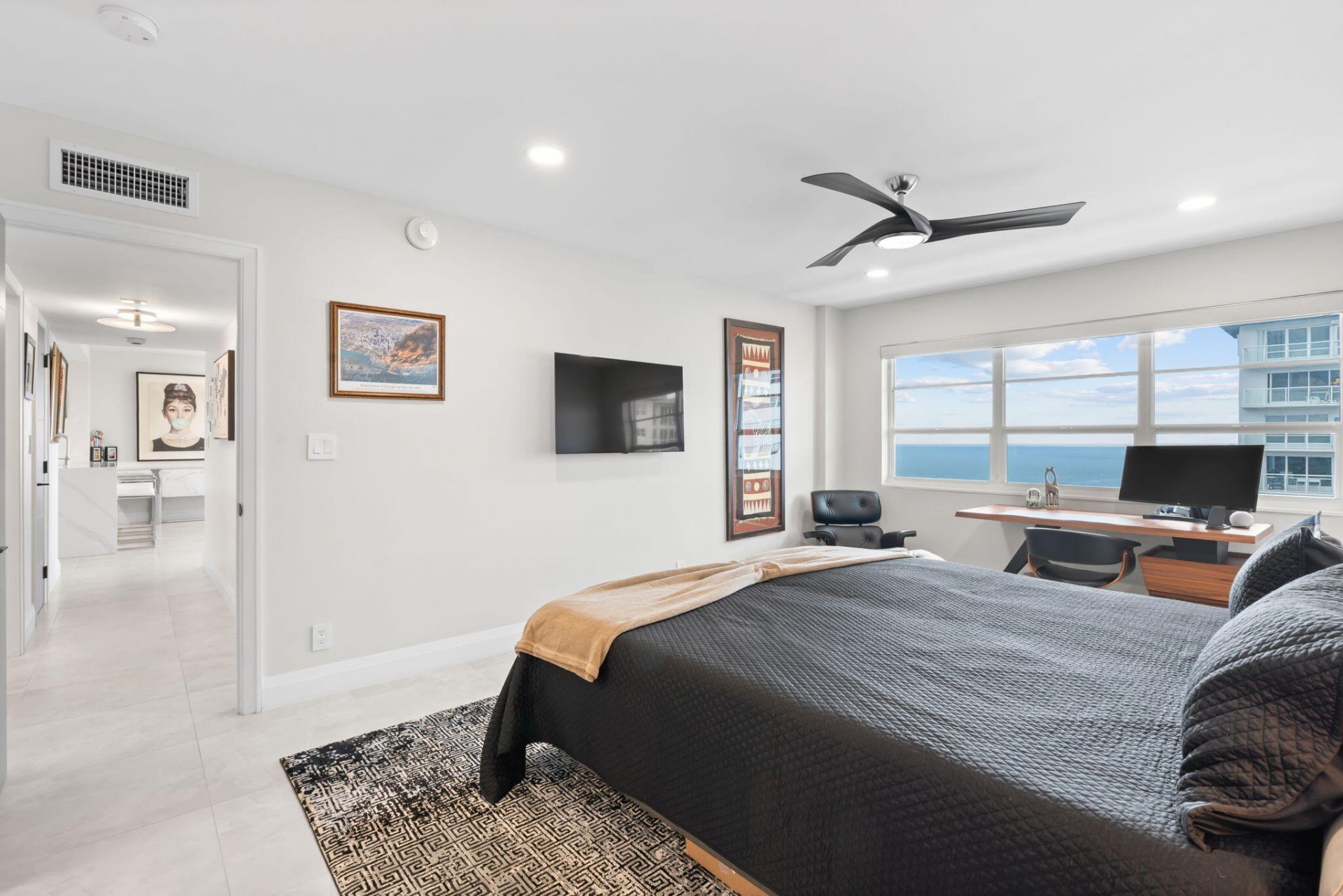 133 N Pompano Beach Boulevard, Unit PH-11, Pompano Beach, FL 33062 Photo