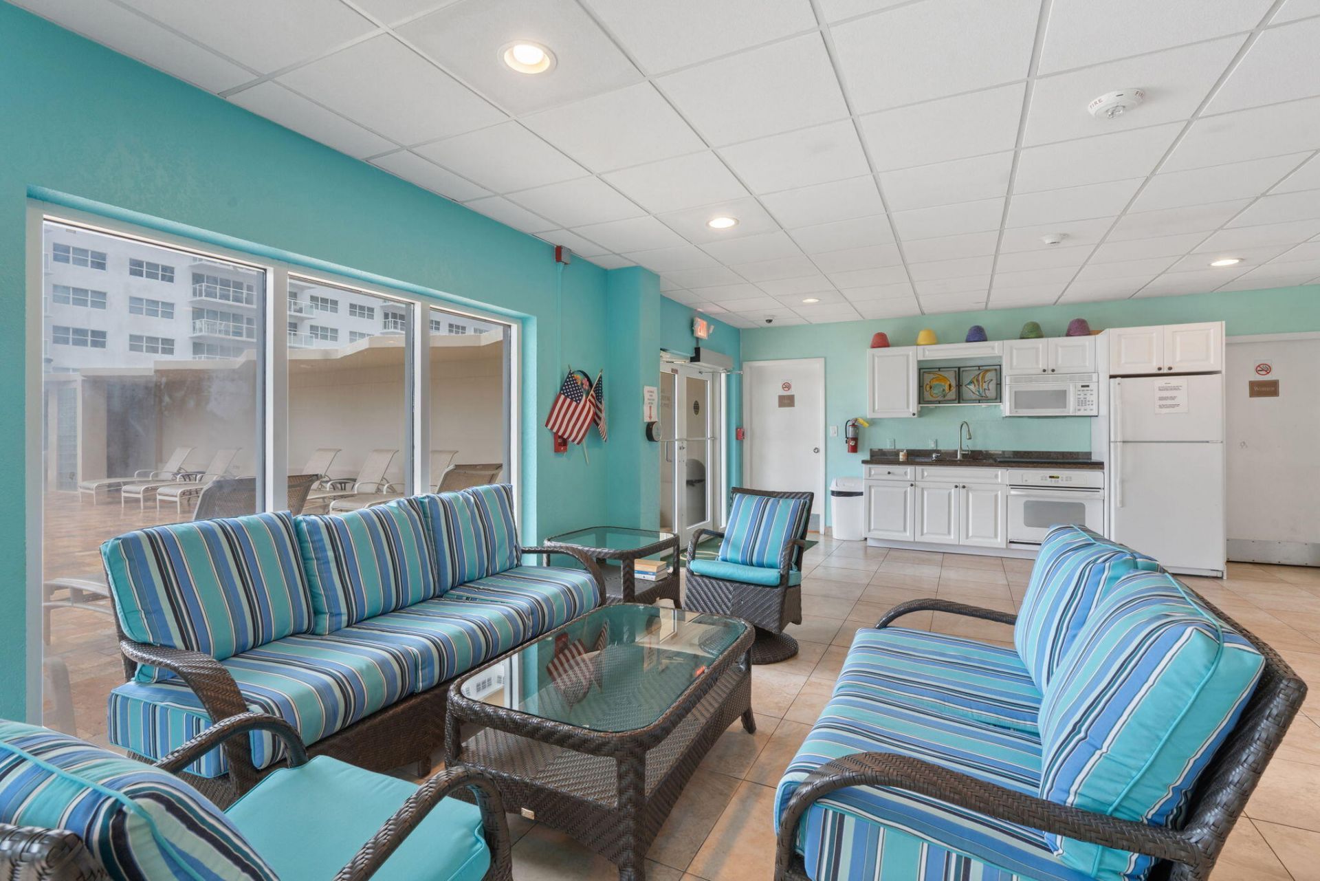 133 N Pompano Beach Boulevard, Unit PH-11, Pompano Beach, FL 33062 Photo