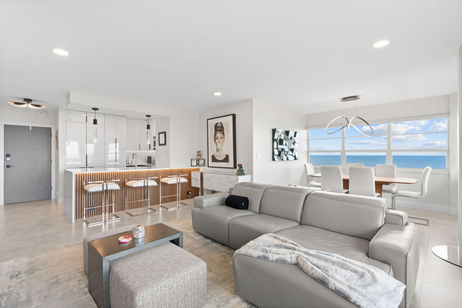 133 N Pompano Beach Boulevard, Unit PH-11, Pompano Beach, FL 33062 Photo