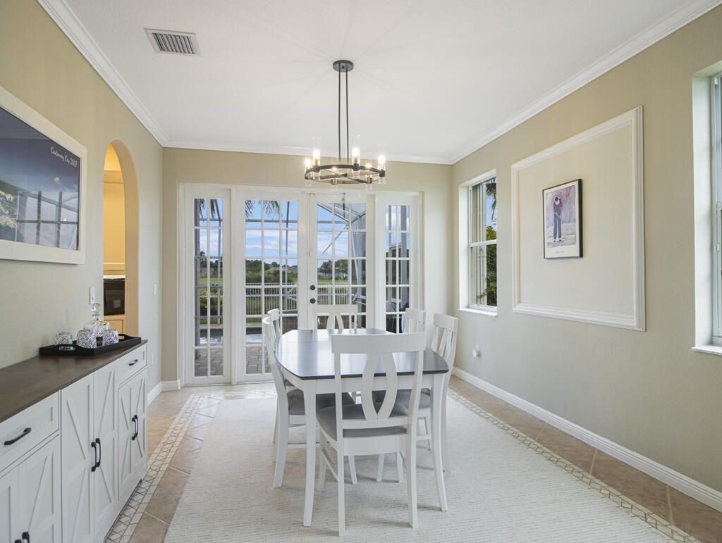 2174 Bellcrest Circle, Royal Palm Beach, FL 33411 Photo