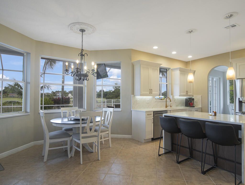 2174 Bellcrest Circle, Royal Palm Beach, FL 33411 Photo