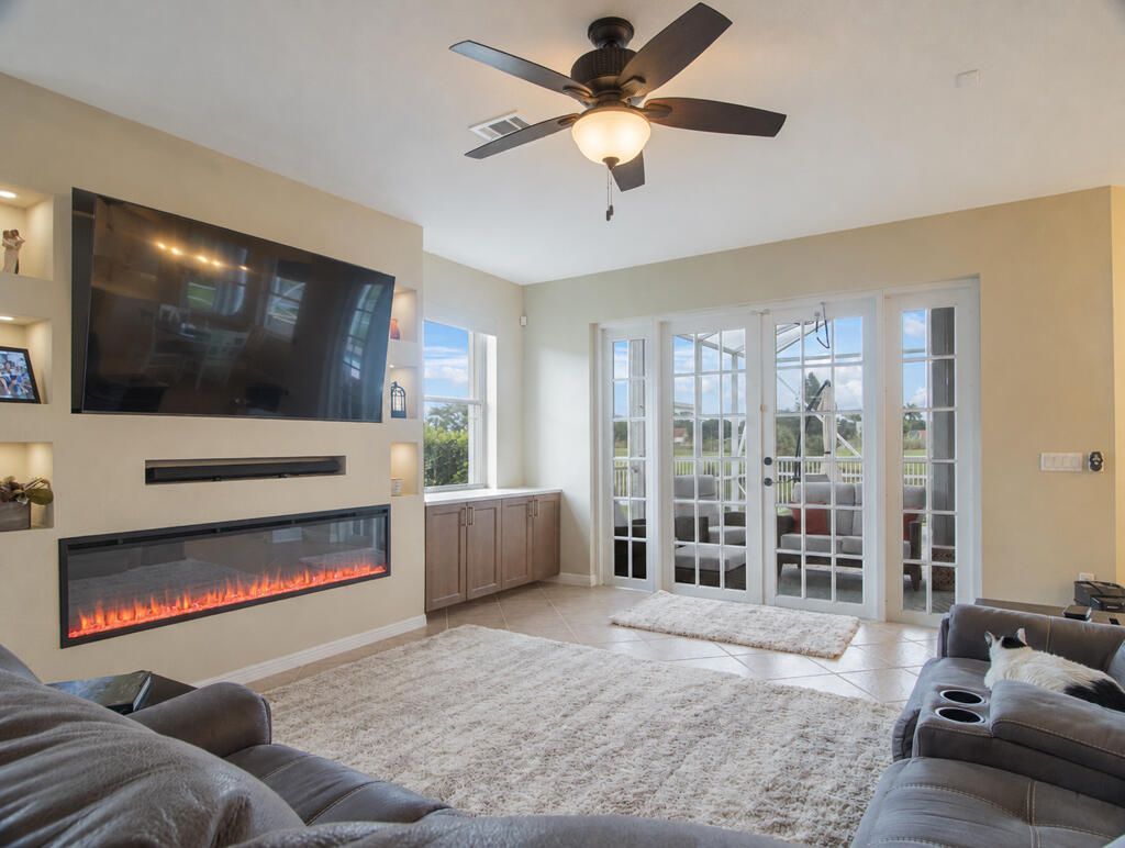 2174 Bellcrest Circle, Royal Palm Beach, FL 33411 Photo