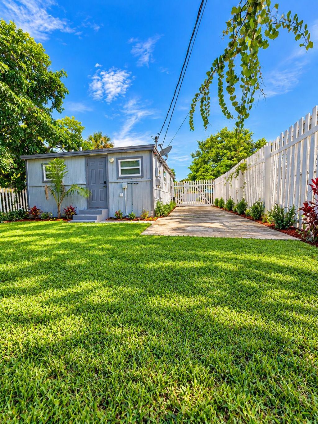 1028 18th Street, West Palm Beach, FL 33407 Photo