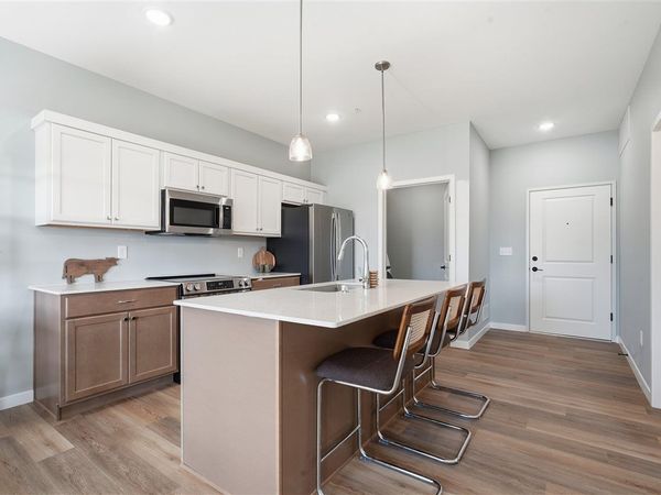 4428 Deer Creek Rd, Unit 107, Iowa City, IA 52246