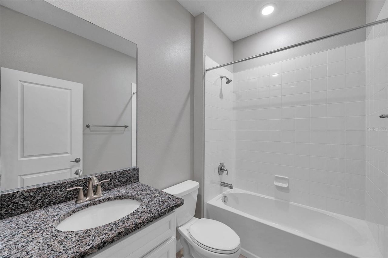 11412 Freshwater Ridge Drive , Riverview, FL 33569 Photo