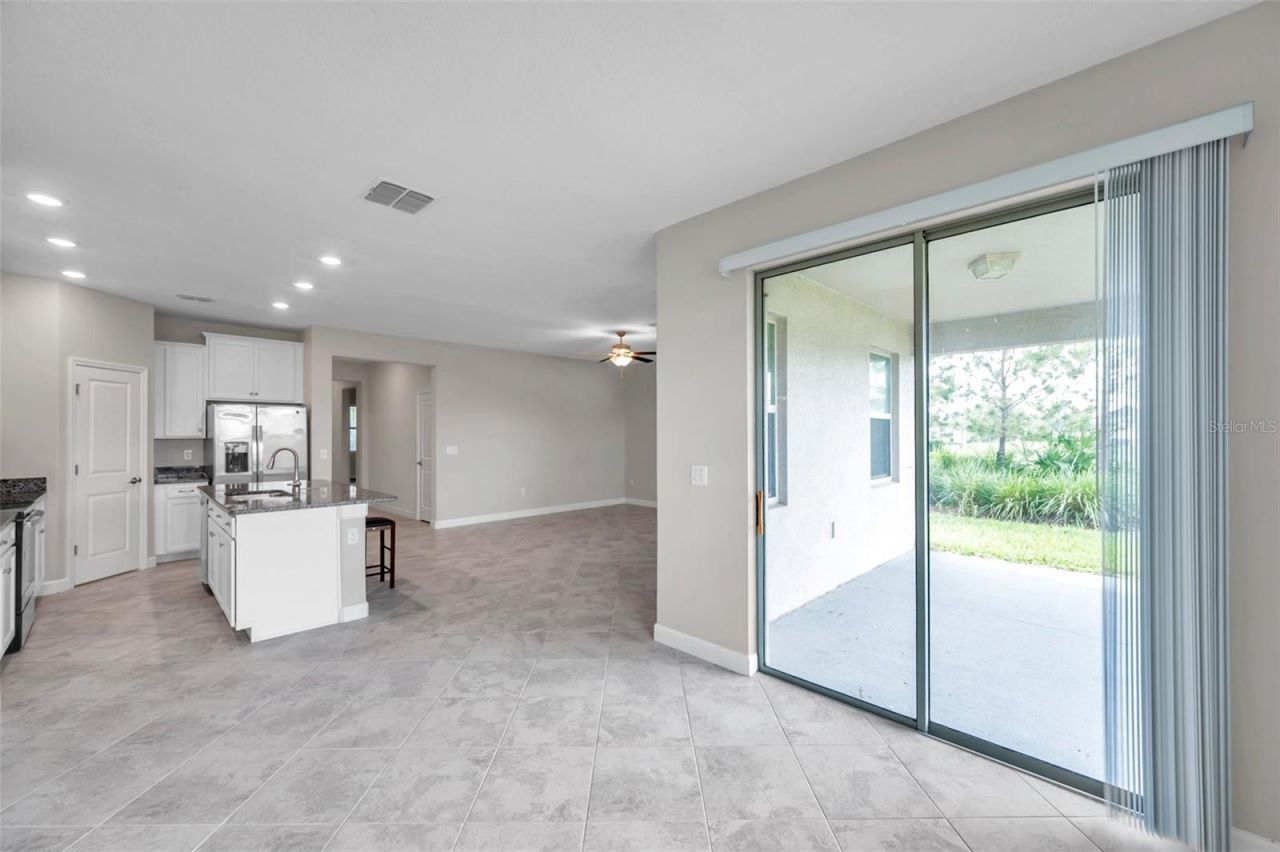 11412 Freshwater Ridge Drive , Riverview, FL 33569 Photo