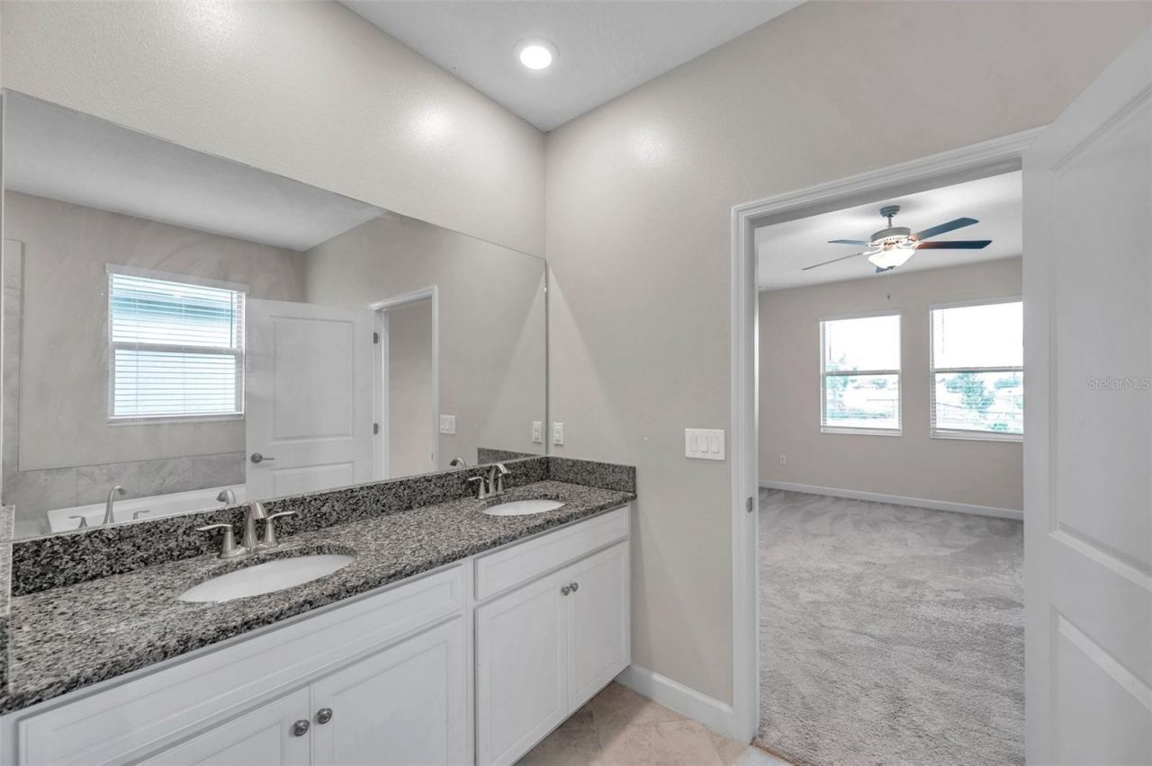 11412 Freshwater Ridge Drive , Riverview, FL 33569 Photo