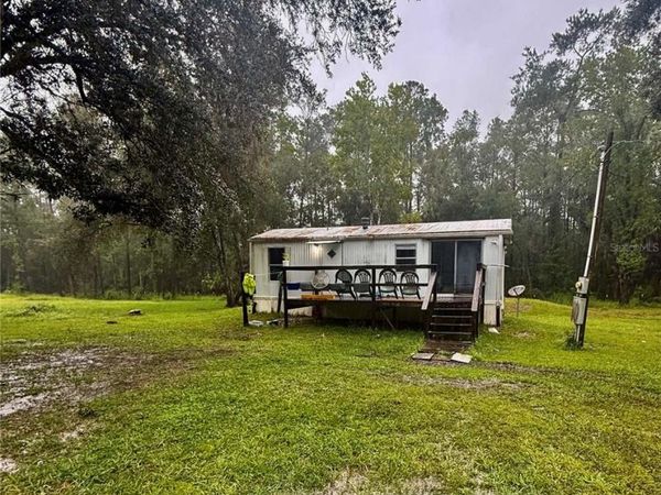 10379 NE HIGHWAY 314 , SILVER SPRINGS, FL 34488