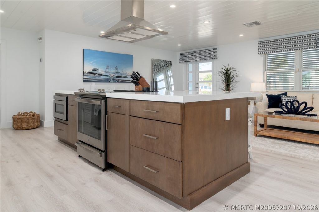 8418 SE Coconut Street , Hobe Sound, FL 33455 Photo