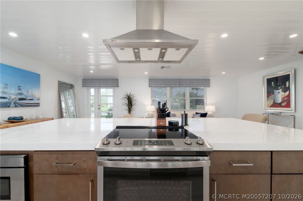 8418 SE Coconut Street , Hobe Sound, FL 33455 Photo