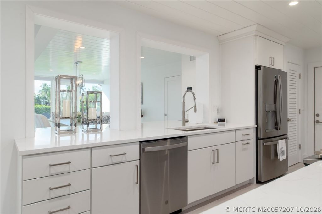 8418 SE Coconut Street , Hobe Sound, FL 33455 Photo