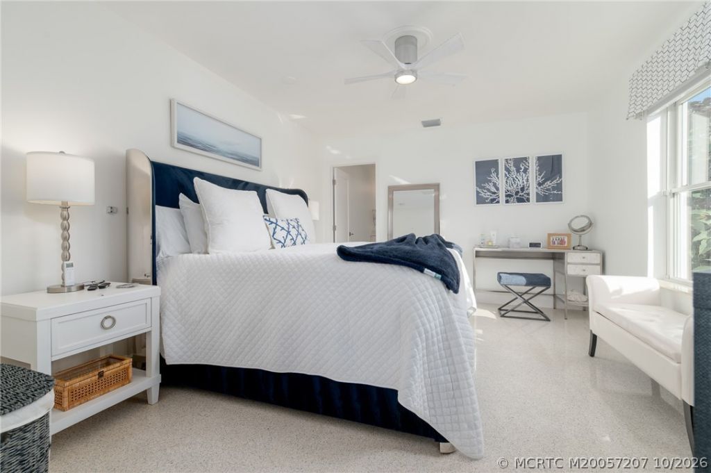 8418 SE Coconut Street , Hobe Sound, FL 33455 Photo