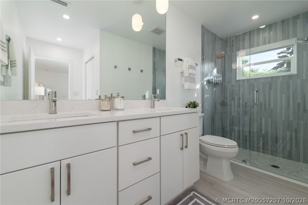 8418 SE Coconut Street , Hobe Sound, FL 33455 Photo