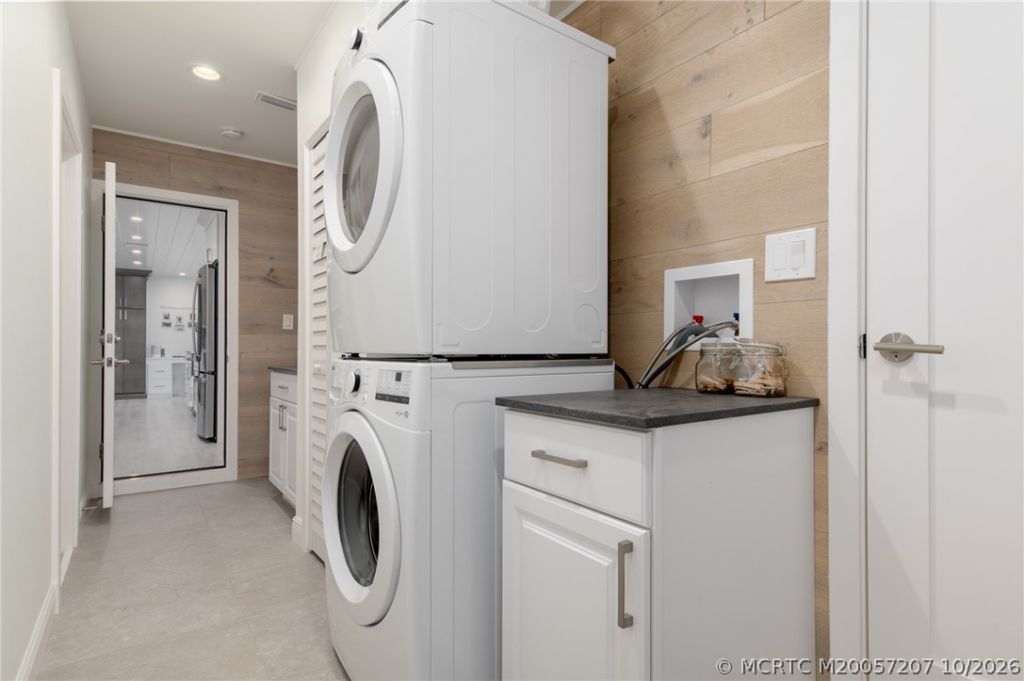 8418 SE Coconut Street , Hobe Sound, FL 33455 Photo