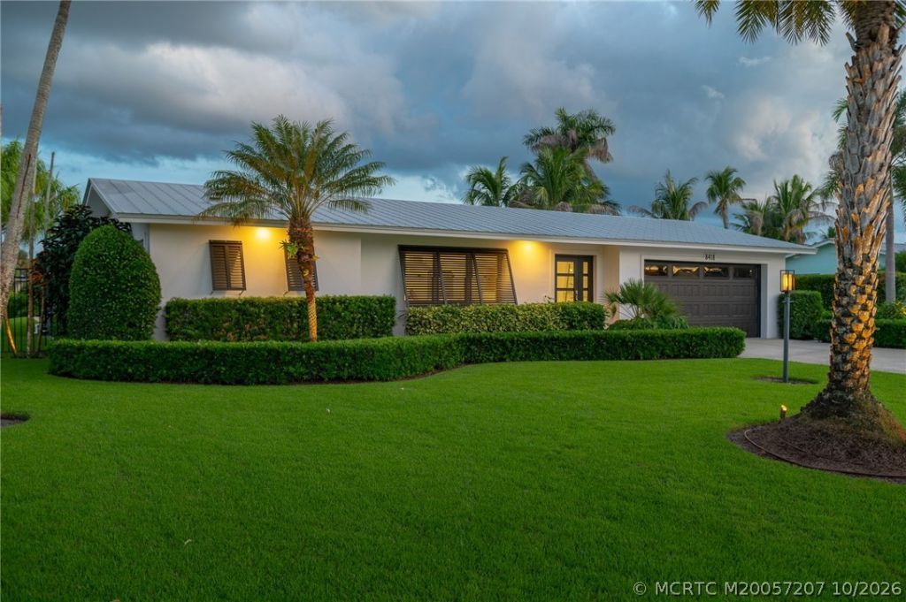 8418 SE Coconut Street , Hobe Sound, FL 33455 Photo