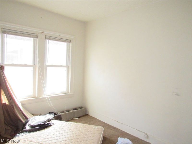 863 Eddy Road, Cleveland, OH 44108 Photo 17