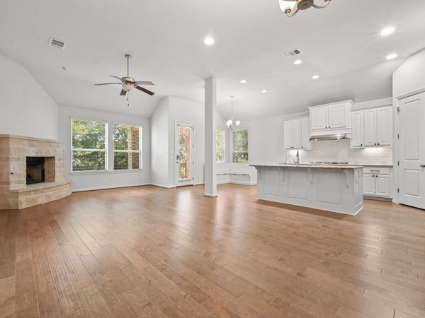 1712 Highland Ridge RD , Georgetown, TX 78628