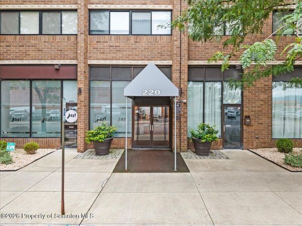 220 Linden Street, Unit APT 210, Scranton, PA 18503