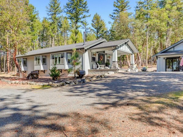 995 Upper Applegate Road, Jacksonville, OR 97530