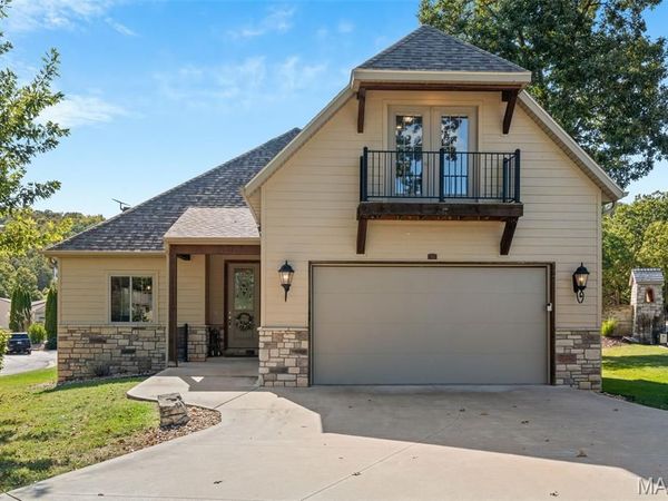 16 Grand Vin Lane, Blue Eye, MO 65611