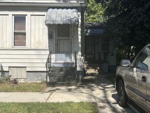107 E 25th Street , Chicago Heights, IL 60411