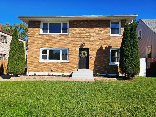 125 S Addison Road , Addison, IL 60101