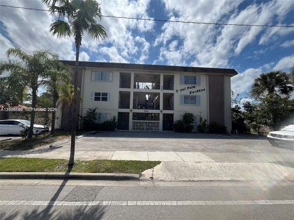 348 S Federal Hwy , Unit 24, Dania Beach, FL 33004