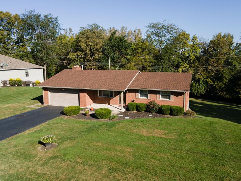 15 Windmere Drive, Troy, OH 45373 Photo 5