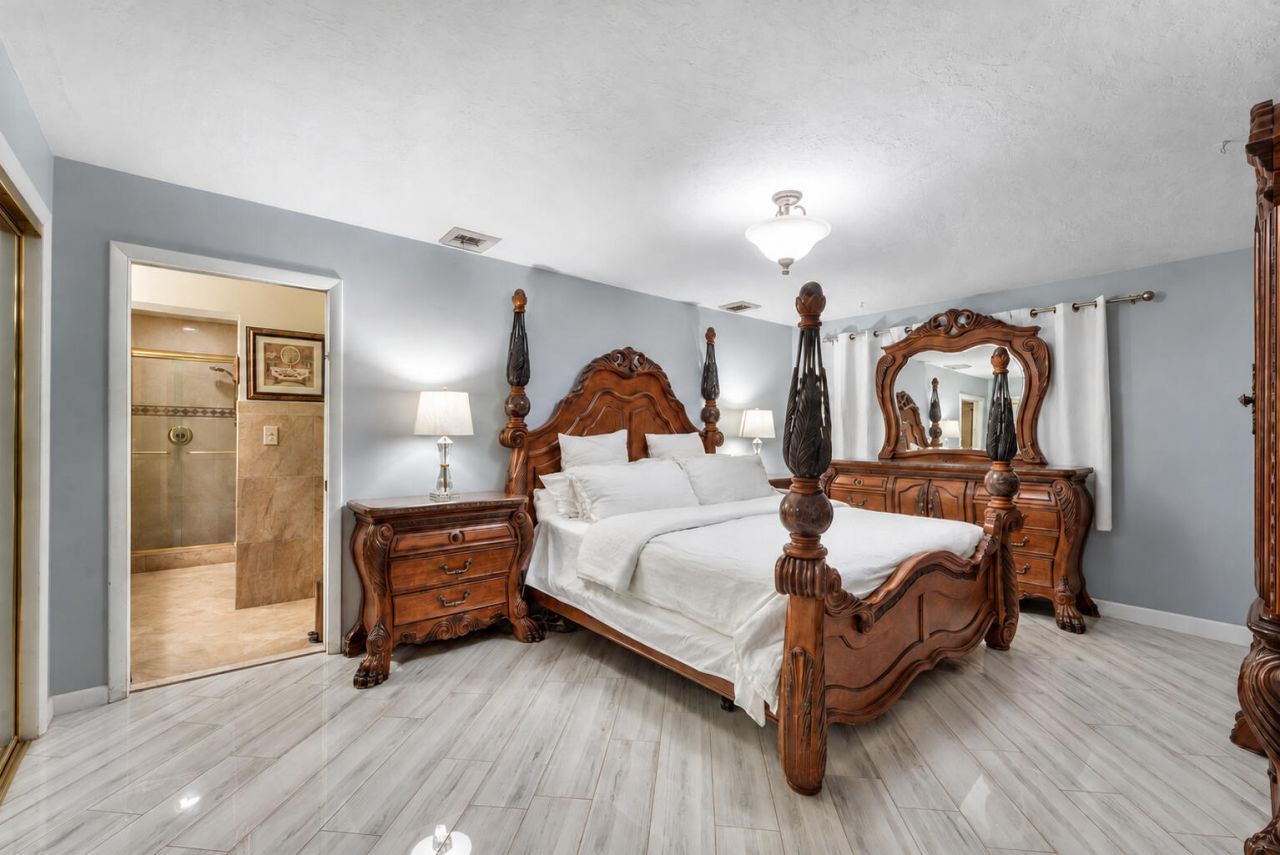 949 Laurel Road, North Palm Beach, FL 33408 Photo