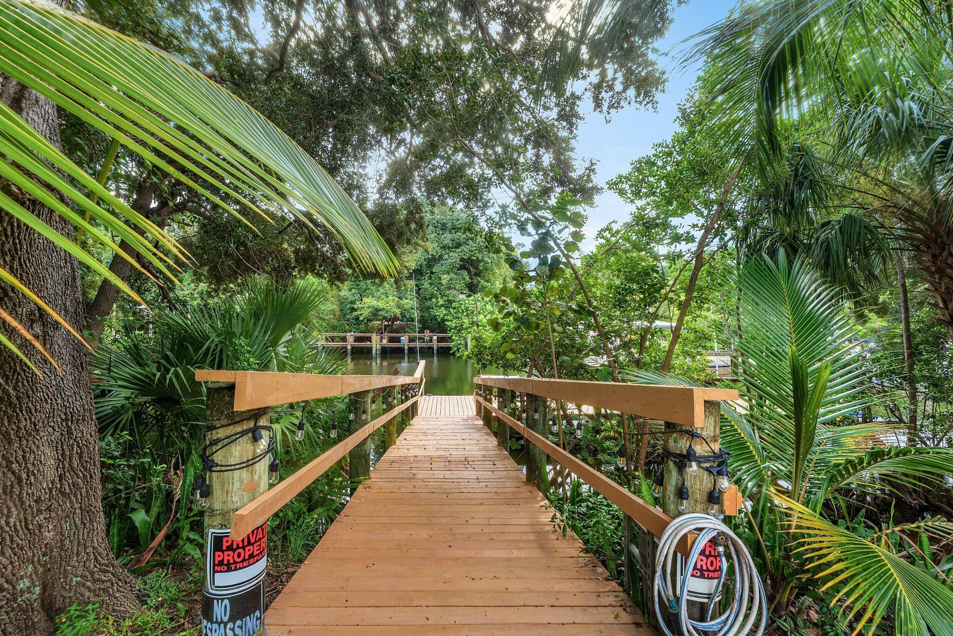 949 Laurel Road, North Palm Beach, FL 33408 Photo