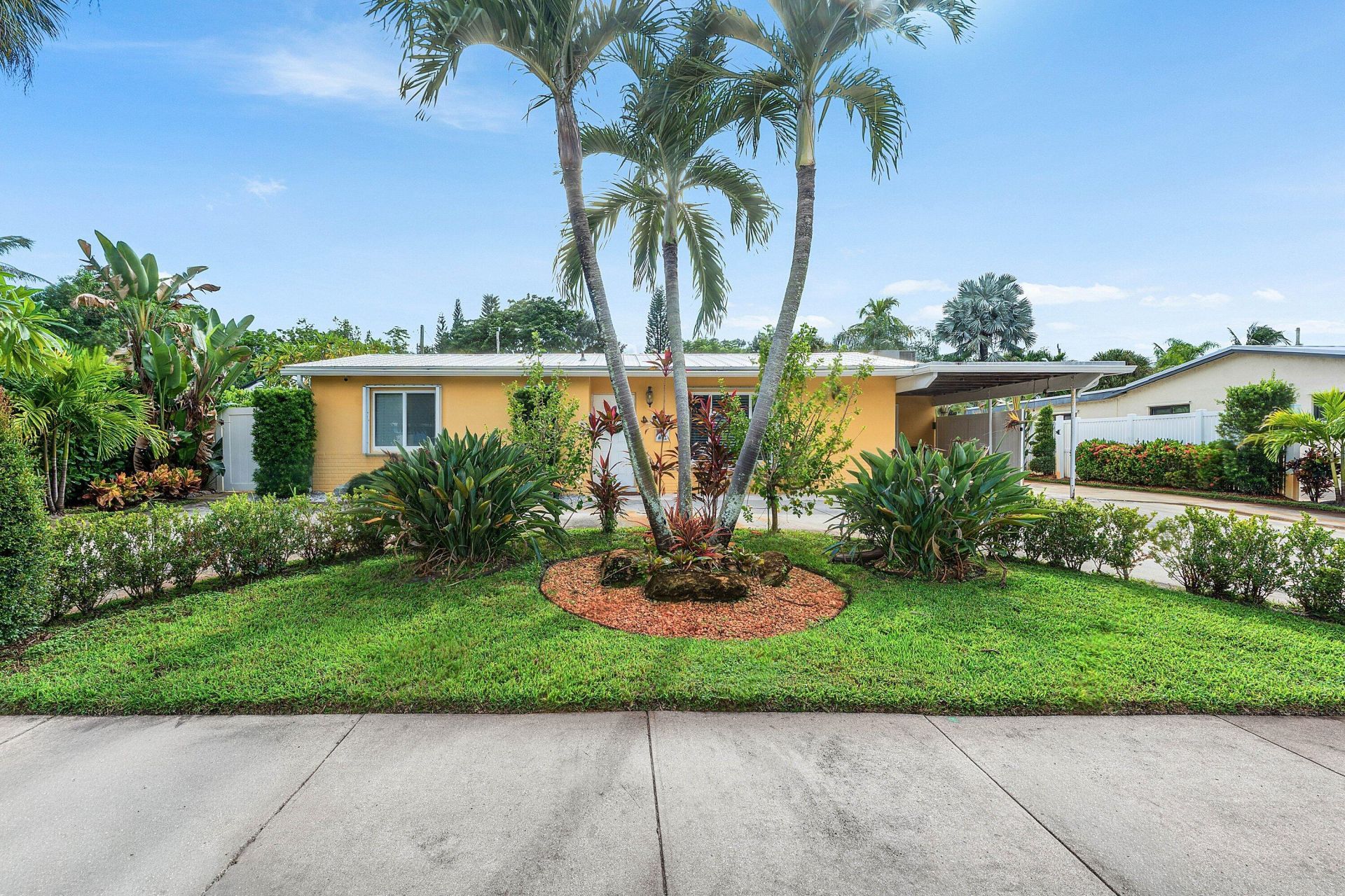 949 Laurel Road, North Palm Beach, FL 33408 Photo