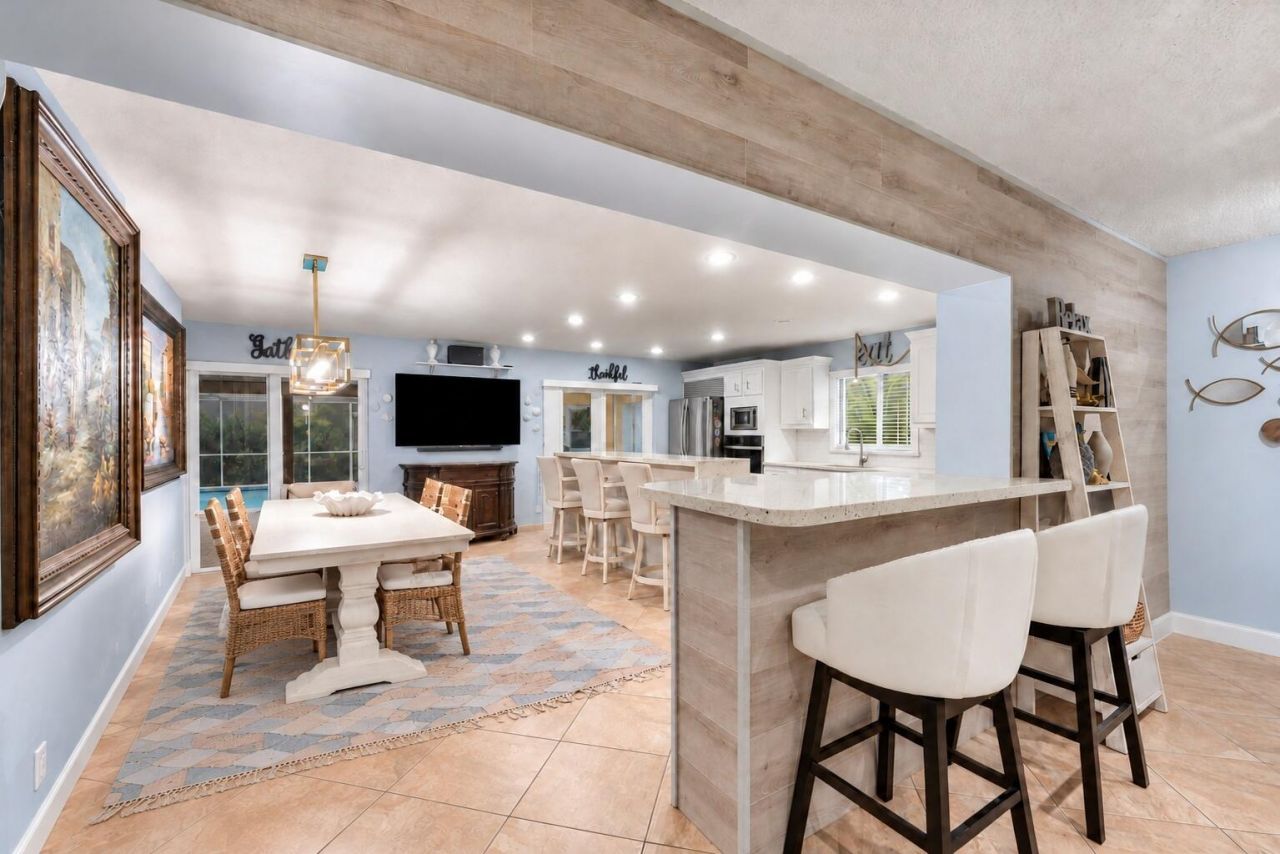 949 Laurel Road, North Palm Beach, FL 33408 Photo