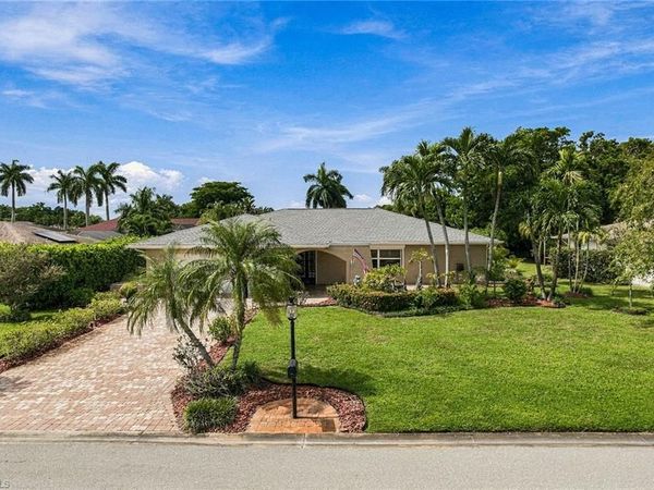 NAPLES, FL 34113